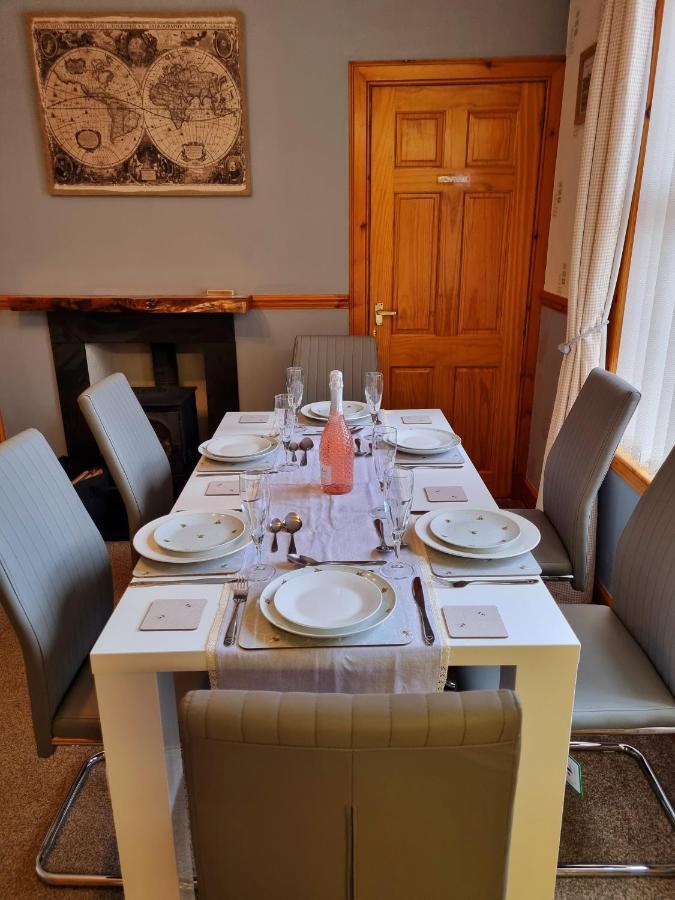 Inverness City 3 Bedroom House Free Parking Eksteriør bilde