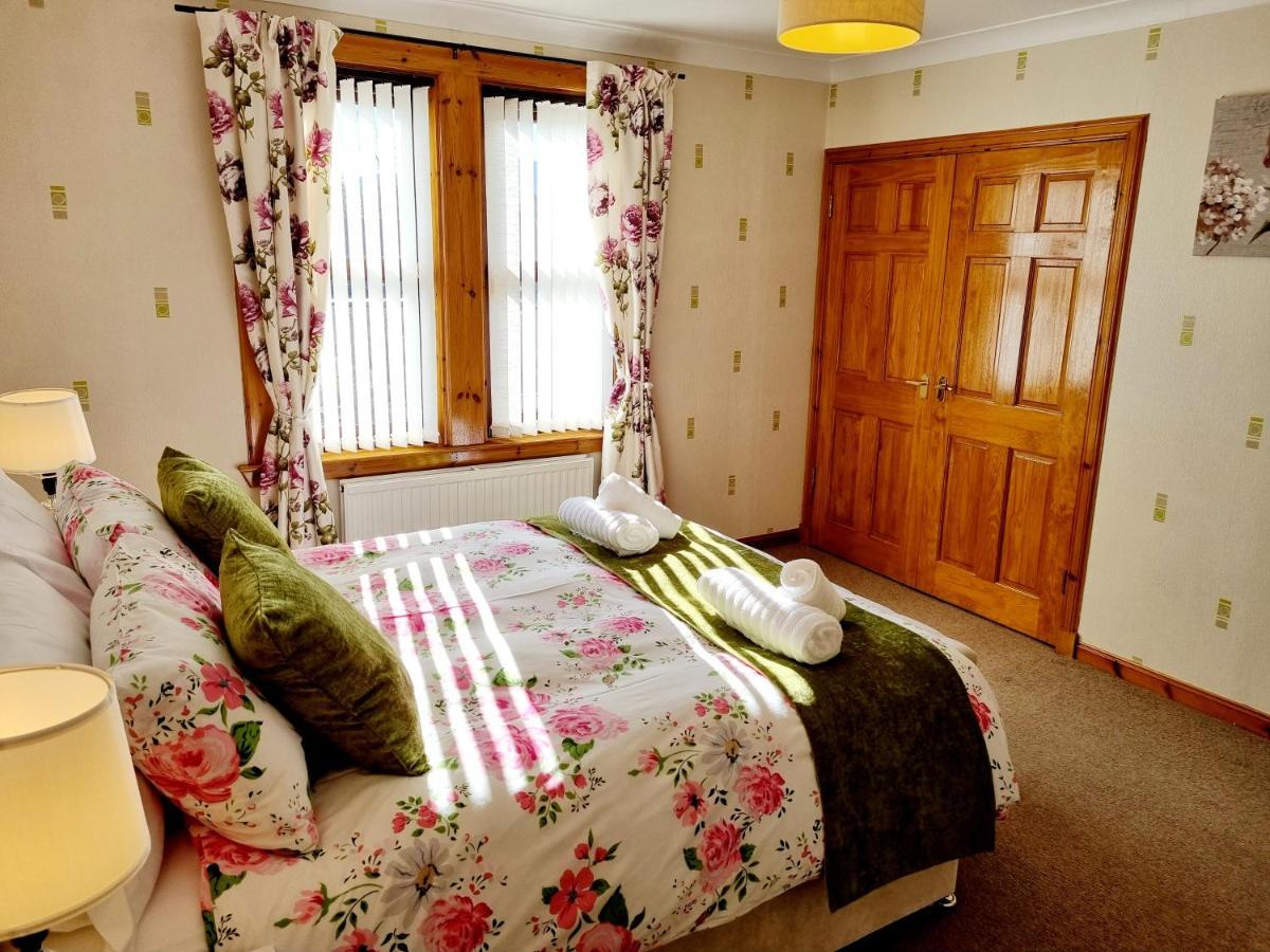 Inverness City 3 Bedroom House Free Parking Eksteriør bilde