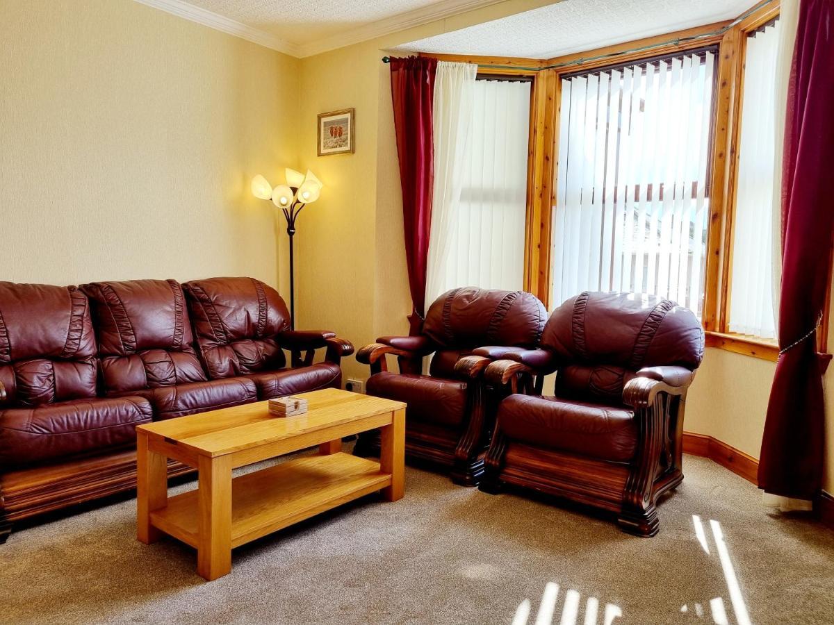 Inverness City 3 Bedroom House Free Parking Eksteriør bilde