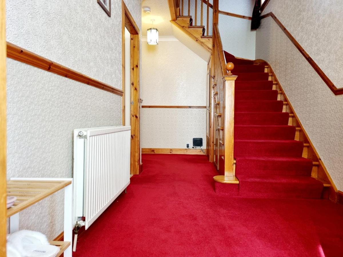 Inverness City 3 Bedroom House Free Parking Eksteriør bilde